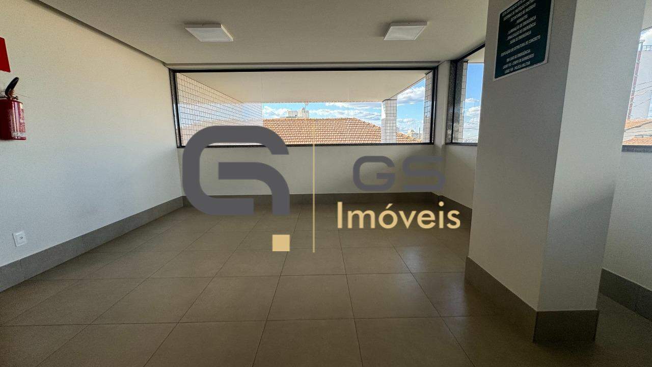 Cobertura à venda com 3 quartos, 168m² - Foto 3