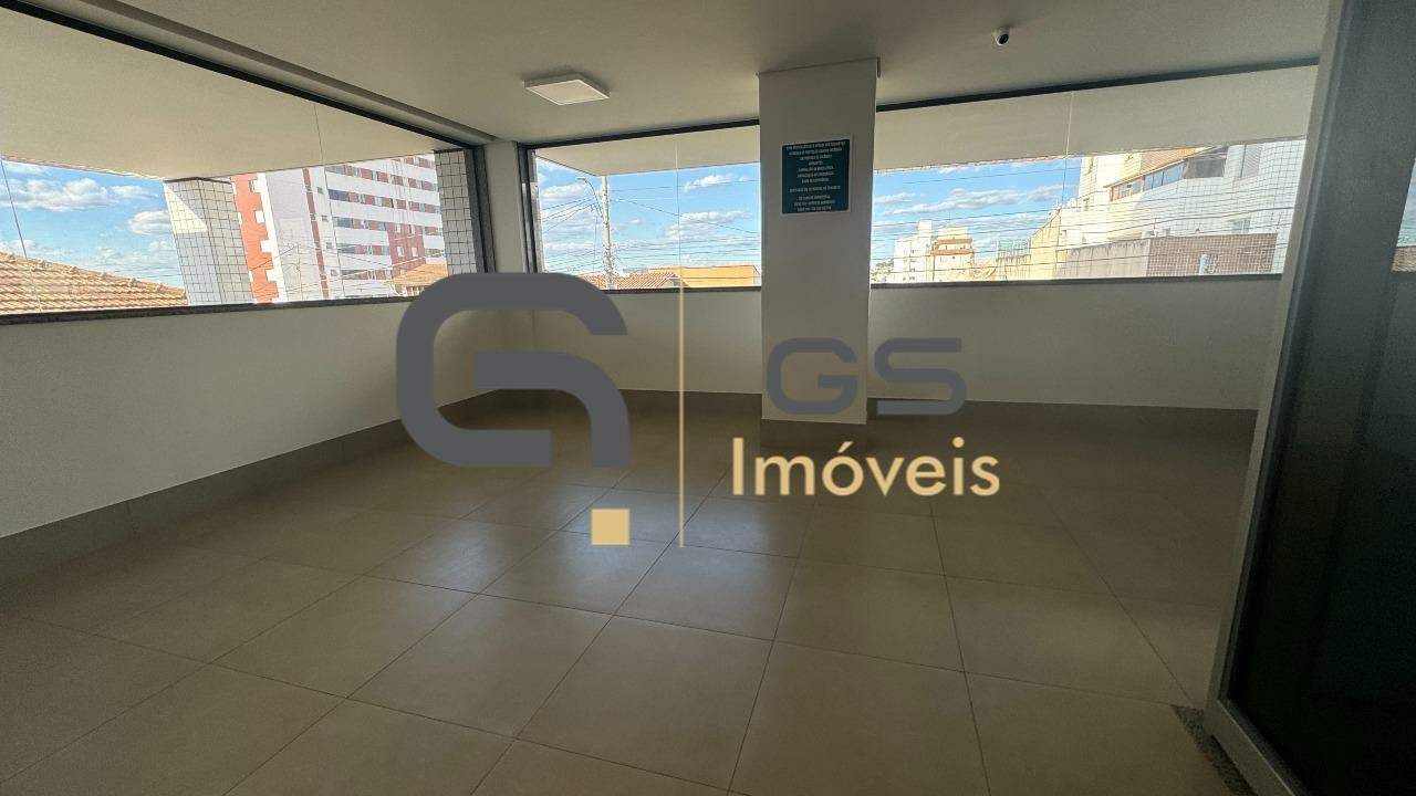 Cobertura à venda com 3 quartos, 168m² - Foto 2