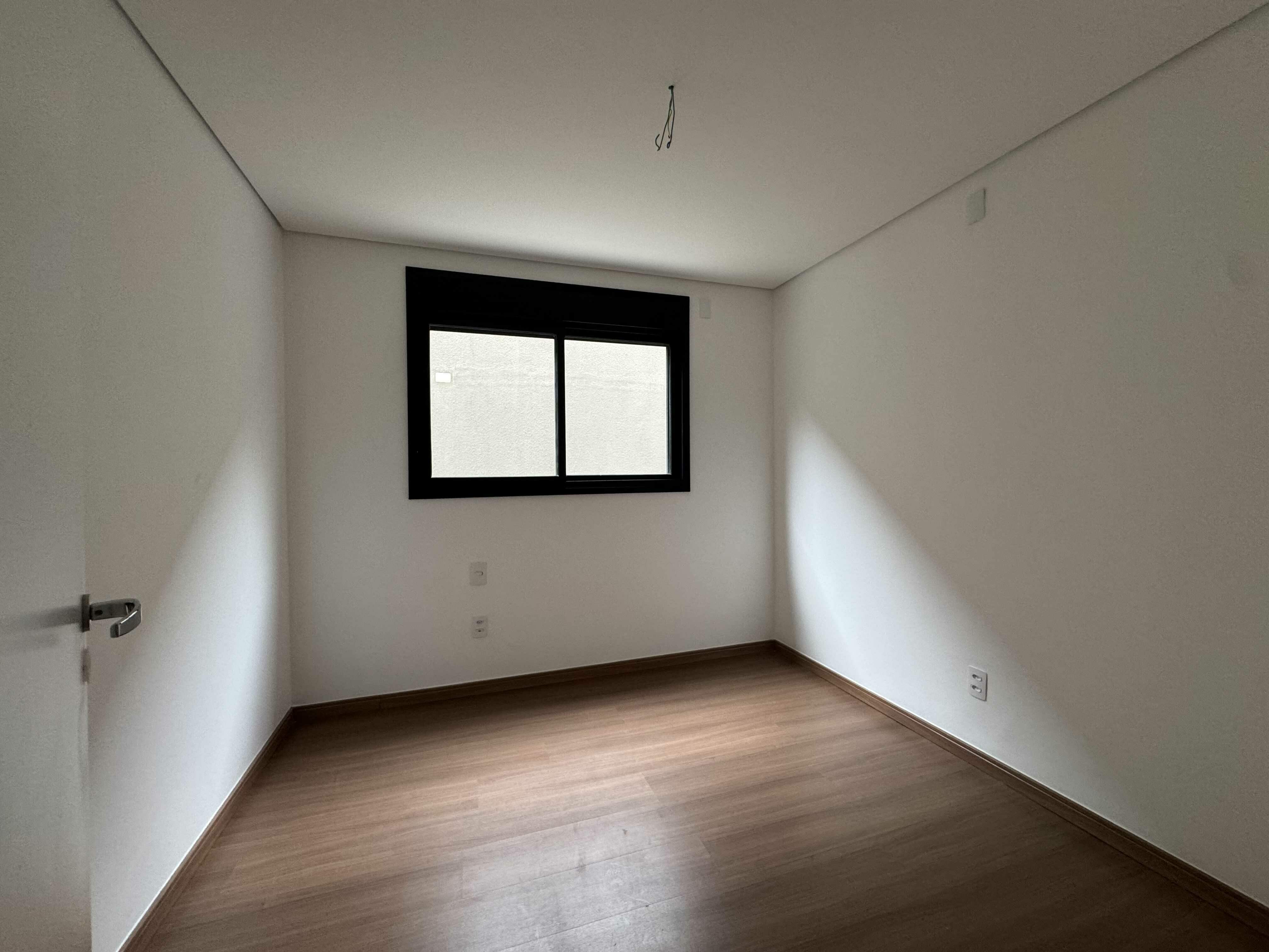 Apartamento à venda com 3 quartos, 122m² - Foto 17