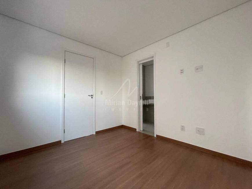 Apartamento à venda com 2 quartos, 73m² - Foto 6