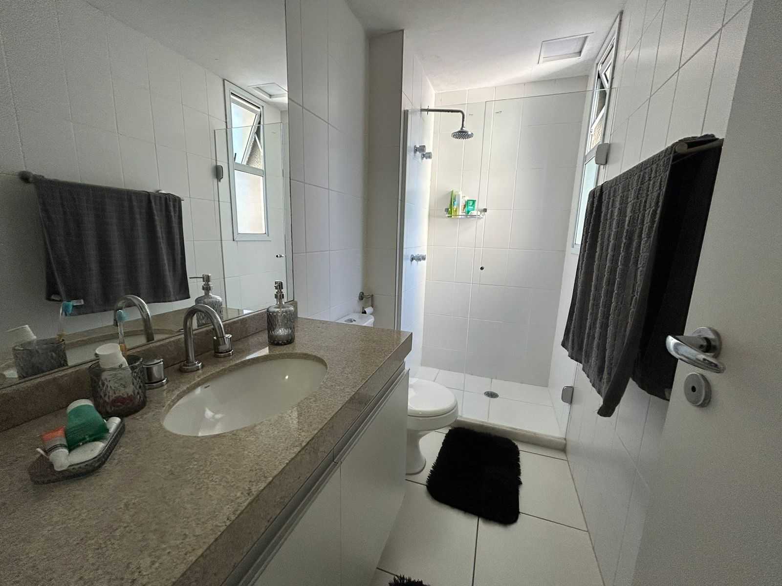 Apartamento à venda com 4 quartos, 220m² - Foto 24