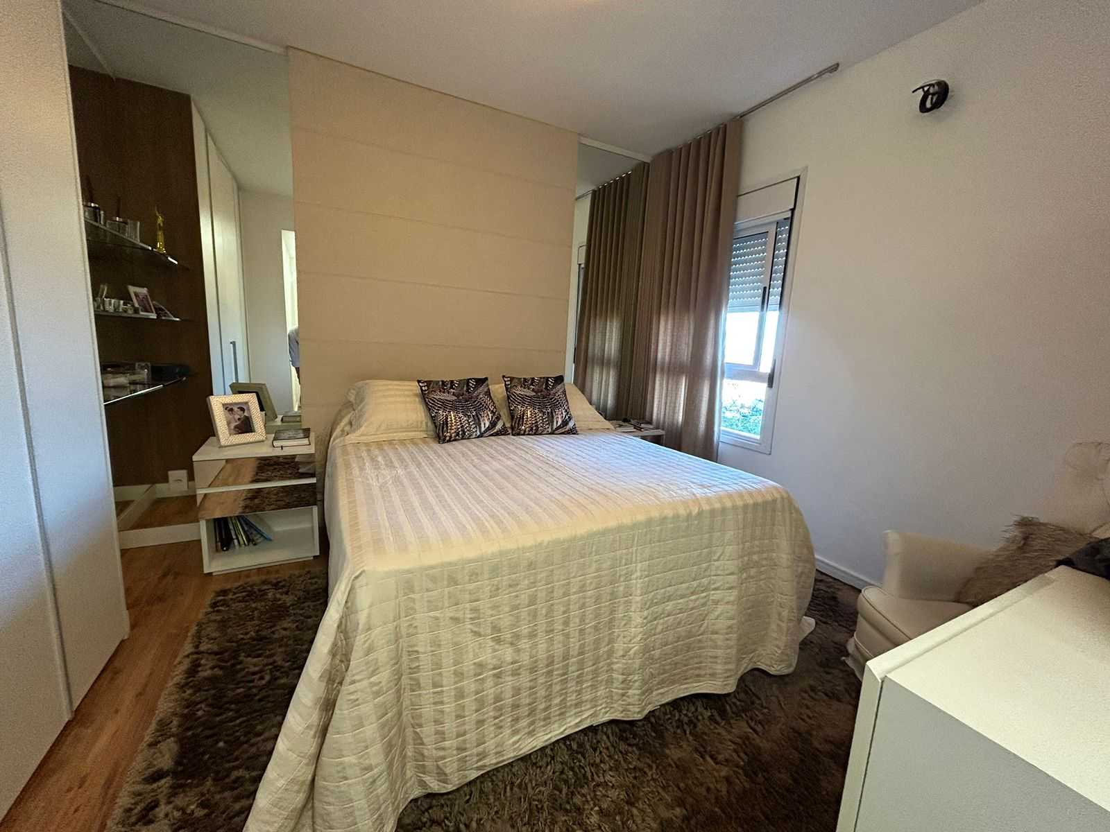 Apartamento à venda com 4 quartos, 220m² - Foto 16