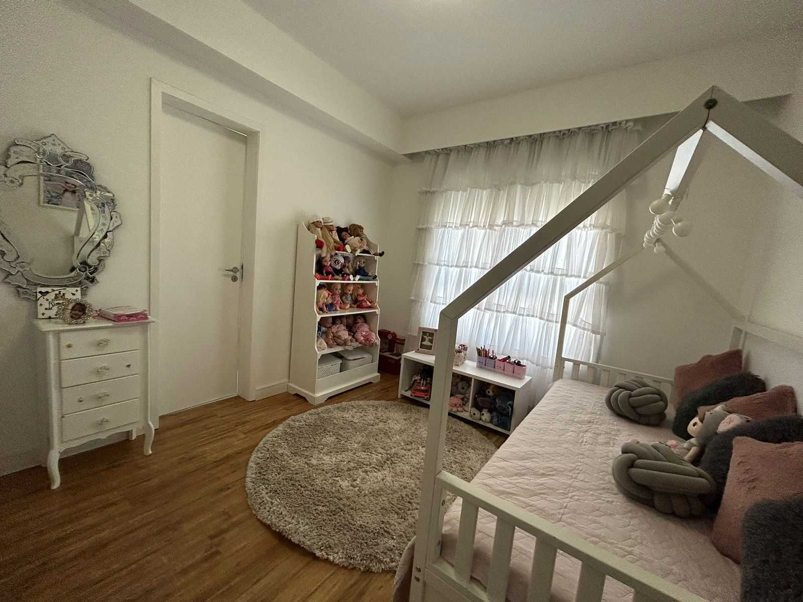 Apartamento à venda com 4 quartos, 220m² - Foto 18