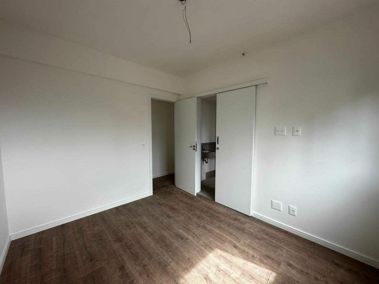 Apartamento à venda com 3 quartos, 96m² - Foto 14