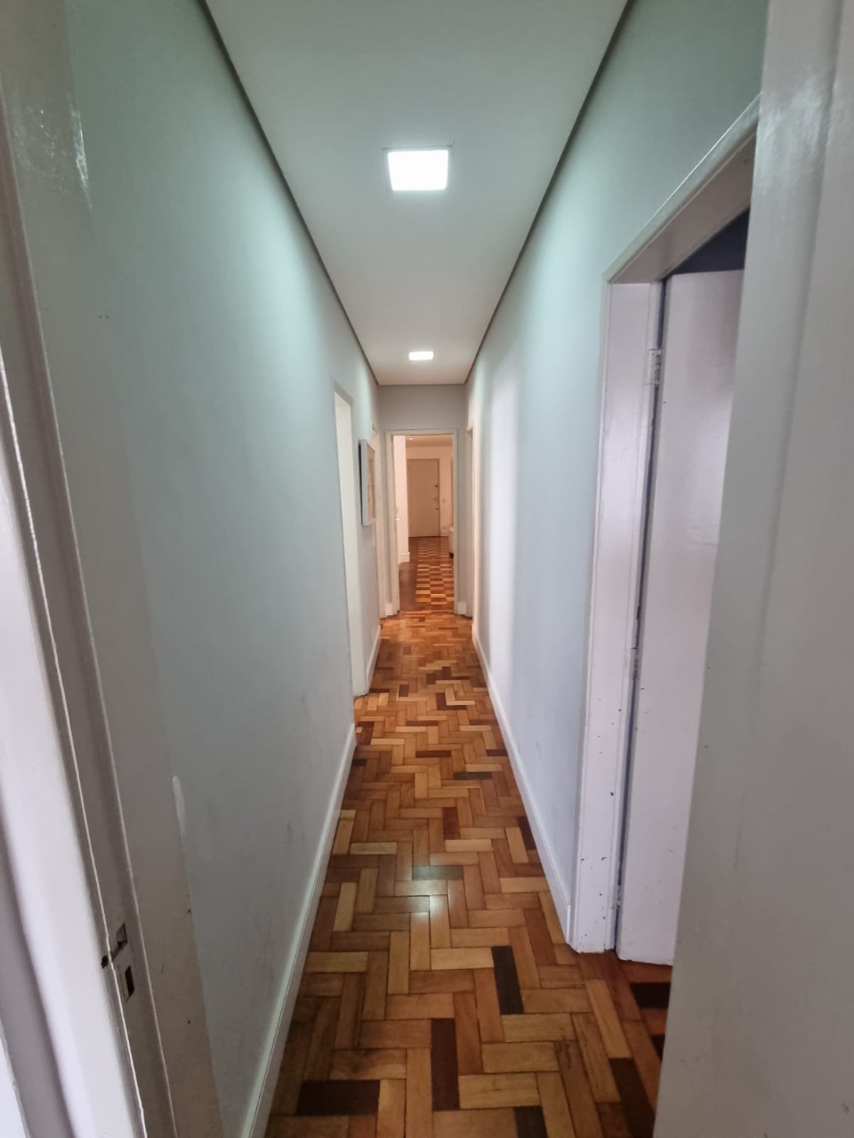 Apartamento à venda com 4 quartos, 149m² - Foto 10