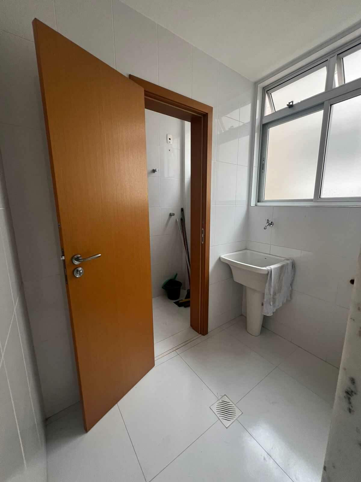 Apartamento à venda com 3 quartos, 85m² - Foto 23