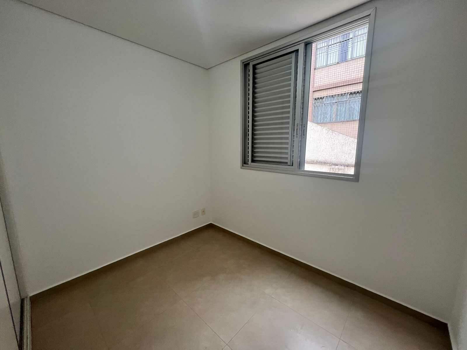 Apartamento à venda com 3 quartos, 85m² - Foto 13