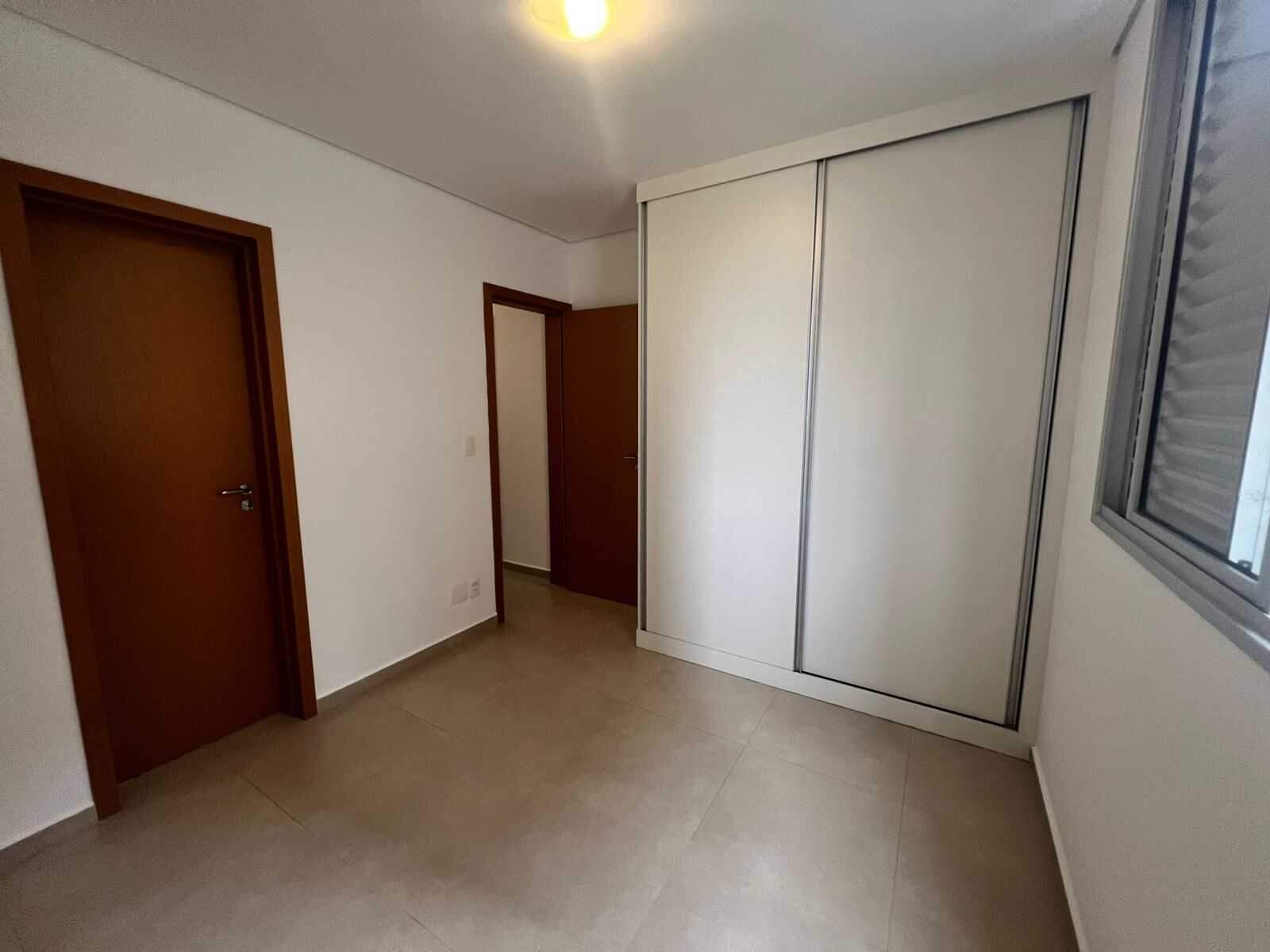 Apartamento à venda com 3 quartos, 85m² - Foto 19