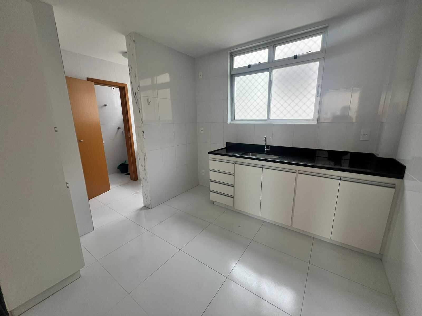 Apartamento à venda com 3 quartos, 85m² - Foto 4