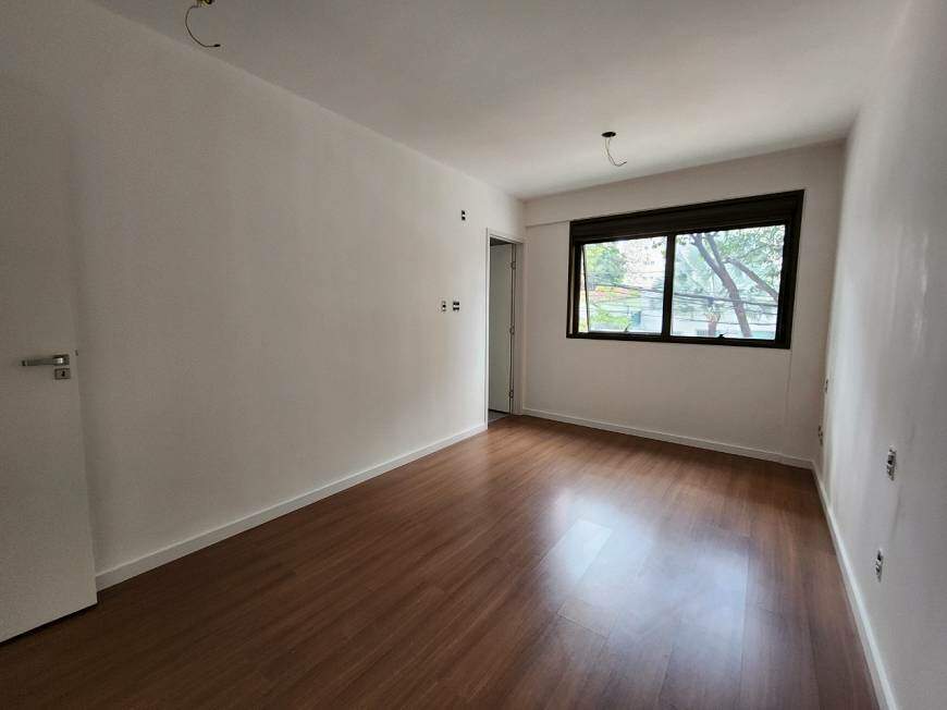 Apartamento à venda com 2 quartos, 102m² - Foto 7