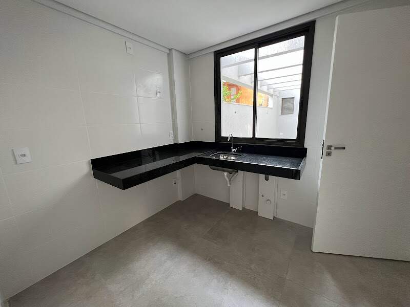 Apartamento à venda com 2 quartos, 102m² - Foto 13