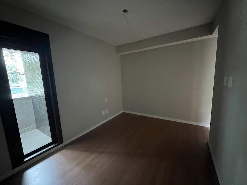 Apartamento à venda com 2 quartos, 102m² - Foto 9