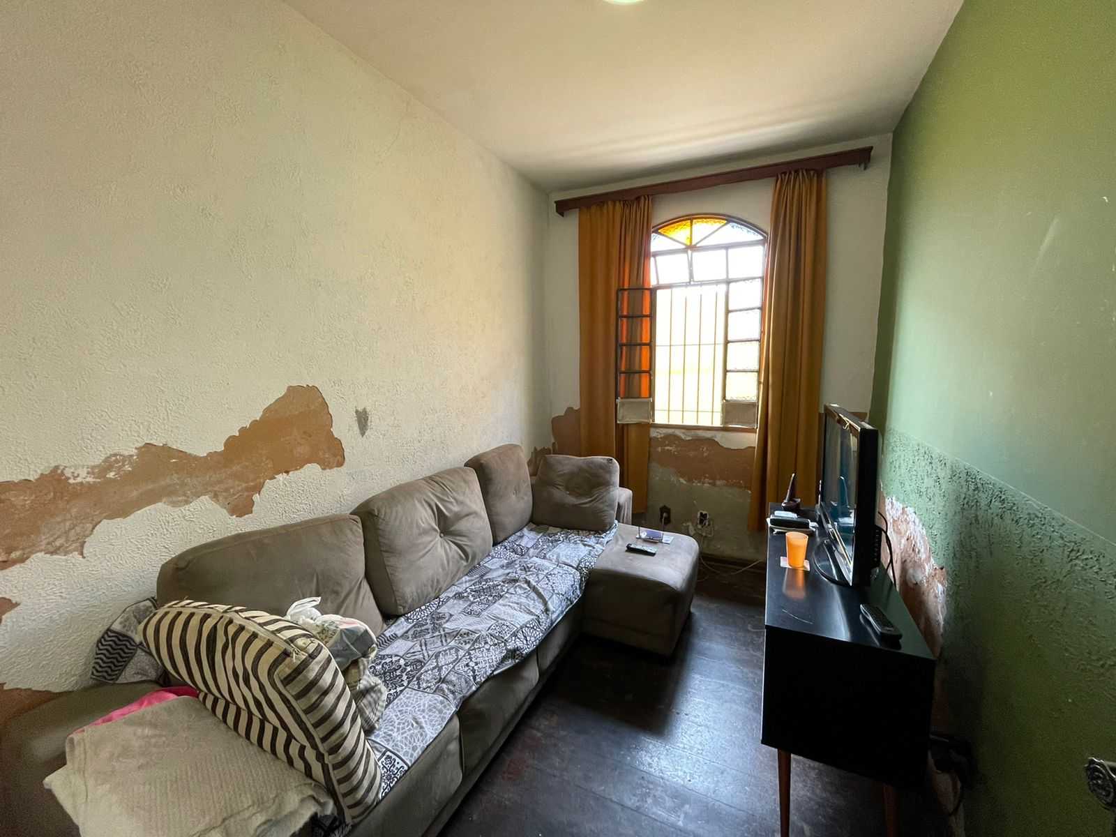 Casa à venda com 4 quartos, 180m² - Foto 6