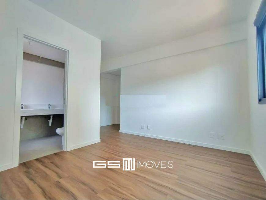 Apartamento à venda com 4 quartos, 140m² - Foto 10