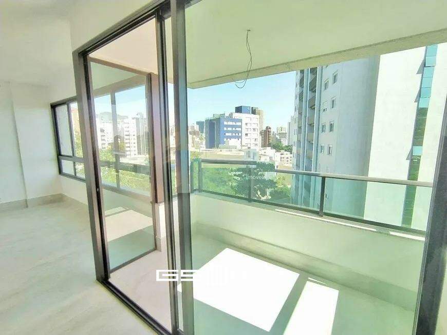 Apartamento à venda com 4 quartos, 140m² - Foto 7