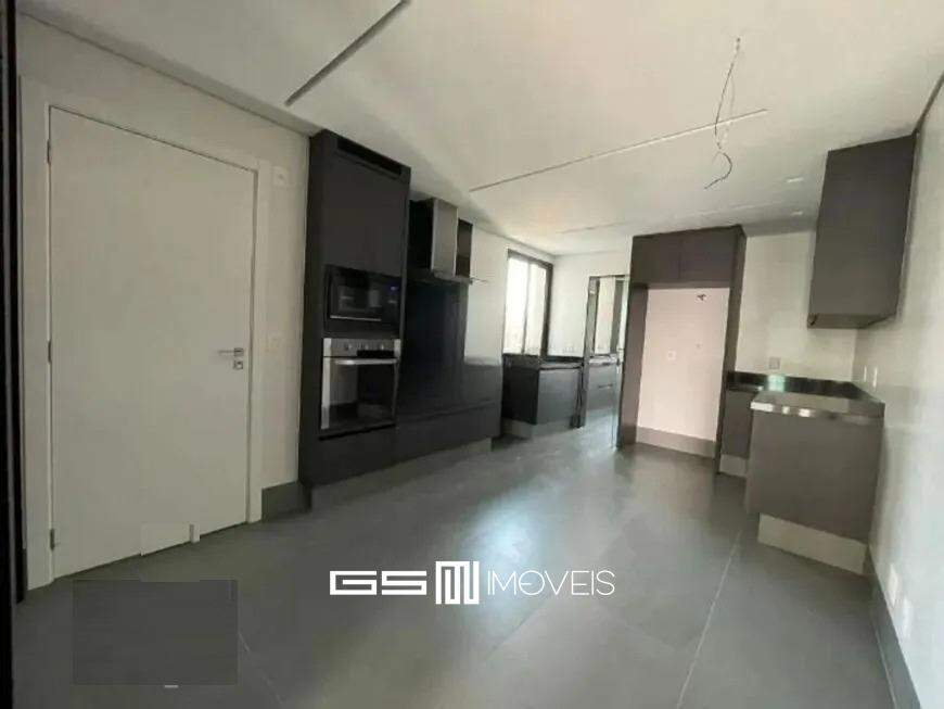 Apartamento à venda com 4 quartos, 140m² - Foto 16