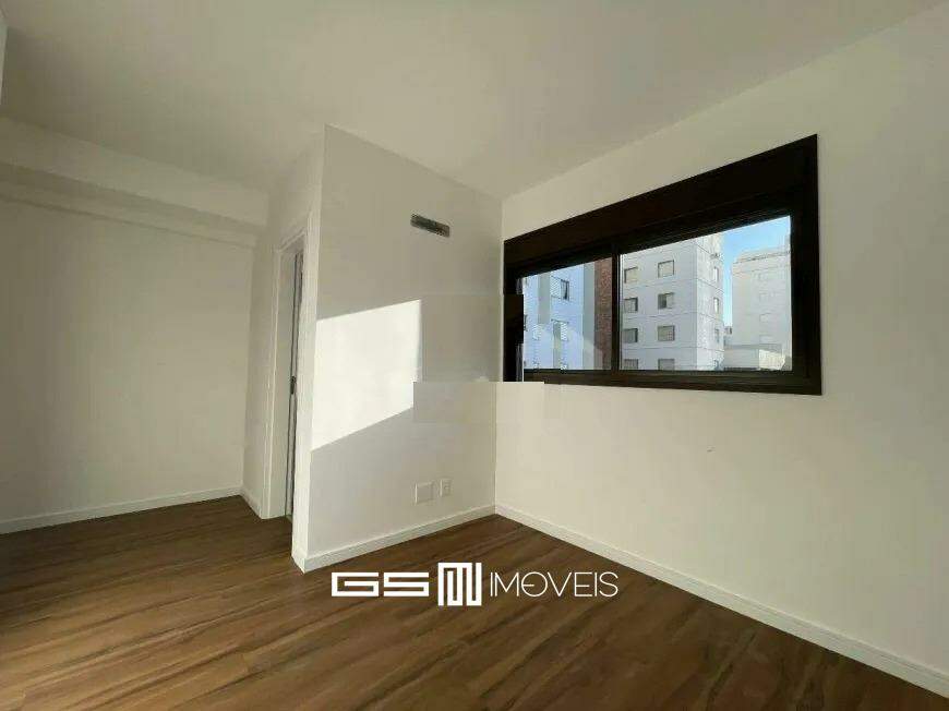 Apartamento à venda com 3 quartos, 145m² - Foto 7