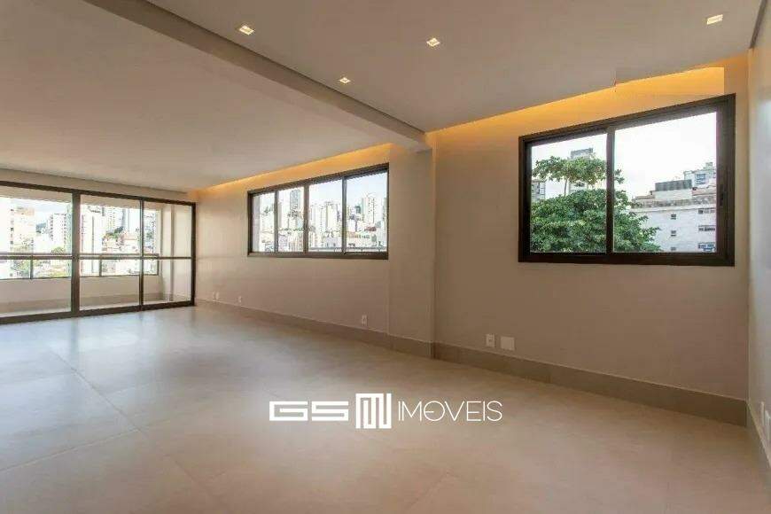 Apartamento à venda com 3 quartos, 145m² - Foto 3