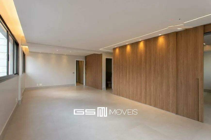 Apartamento à venda com 3 quartos, 145m² - Foto 2