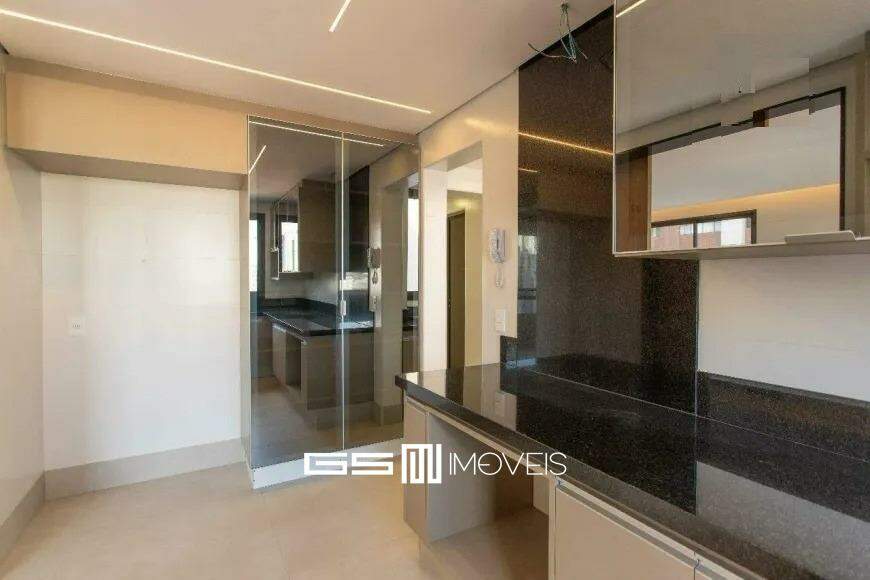 Apartamento à venda com 3 quartos, 145m² - Foto 15