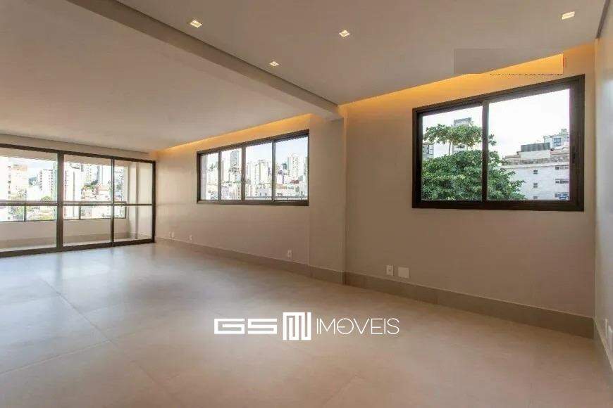 Apartamento à venda com 3 quartos, 145m² - Foto 4