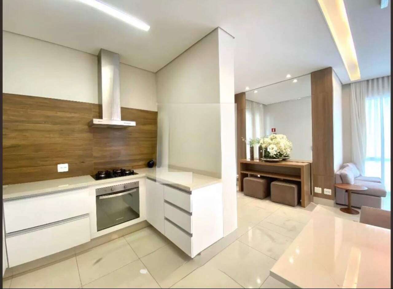 Apartamento para alugar com 2 quartos, 73m² - Foto 13