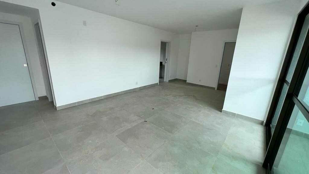 Apartamento à venda com 4 quartos, 138m² - Foto 3