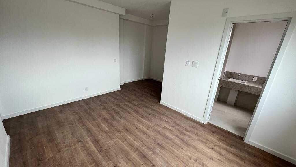 Apartamento à venda com 4 quartos, 138m² - Foto 5