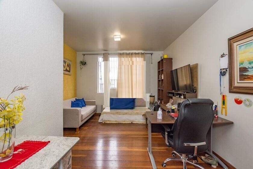 Apartamento à venda com 3 quartos, 80m² - Foto 1