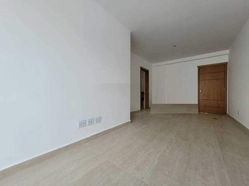 Apartamento à venda com 3 quartos, 80m² - Foto 2