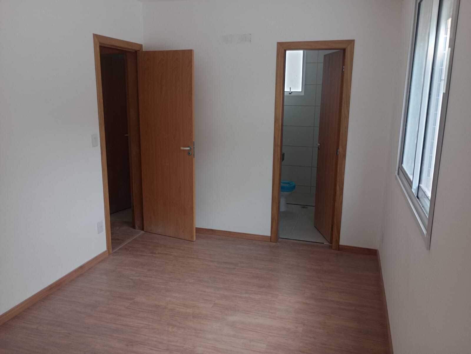 Apartamento à venda com 3 quartos, 80m² - Foto 4