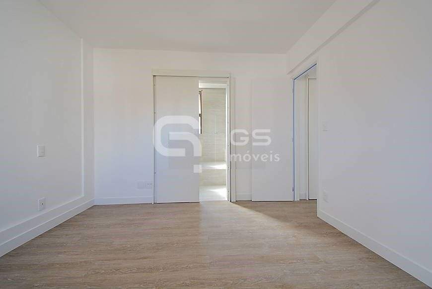 Apartamento à venda com 3 quartos, 98m² - Foto 3