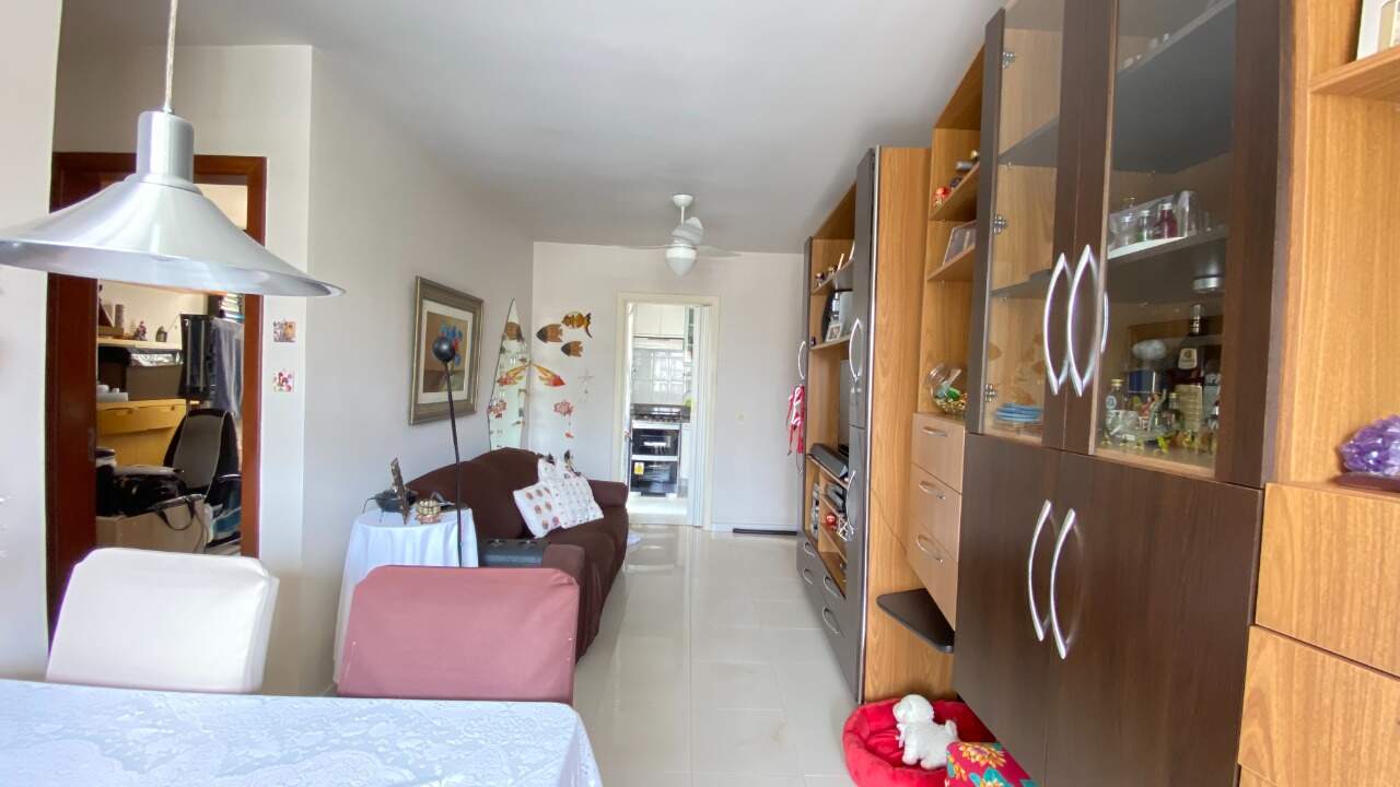 Apartamento à venda com 4 quartos, 100m² - Foto 2