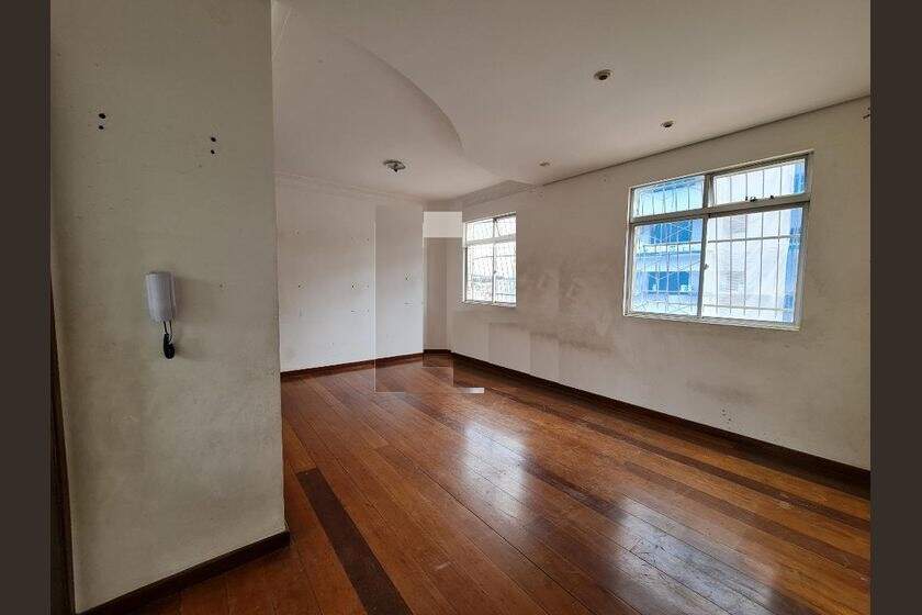 Apartamento à venda com 3 quartos, 110m² - Foto 3