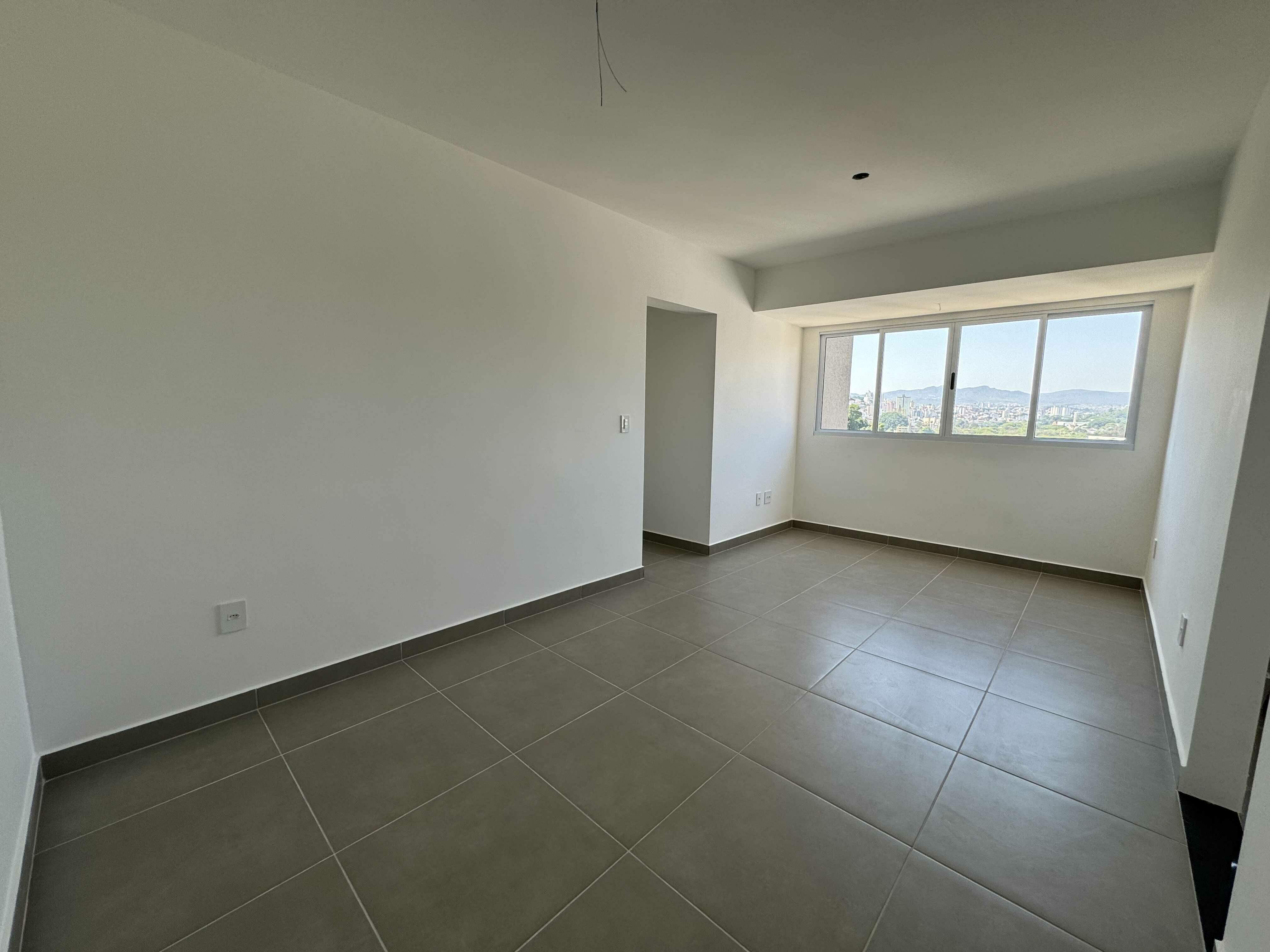 Apartamento à venda com 3 quartos, 70m² - Foto 2