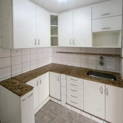 Apartamento à venda com 2 quartos, 85m² - Foto 19