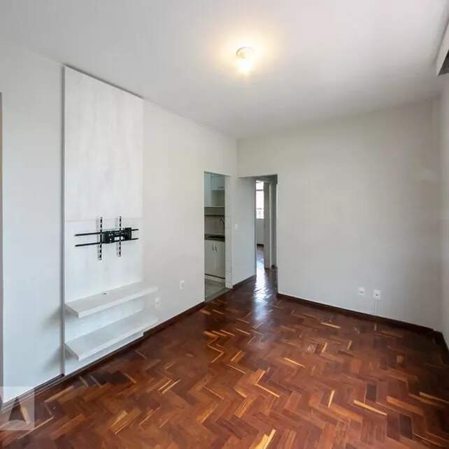 Apartamento à venda com 2 quartos, 85m² - Foto 2