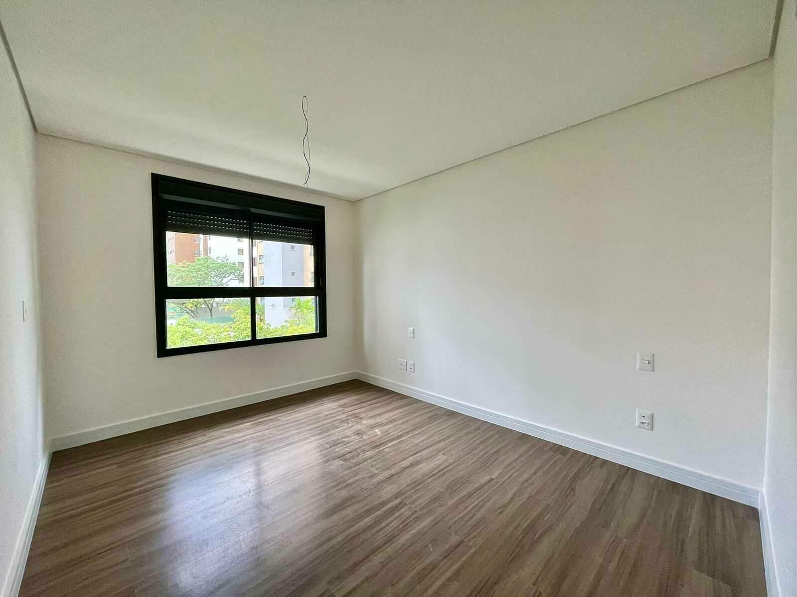 Apartamento à venda com 4 quartos, 145m² - Foto 16