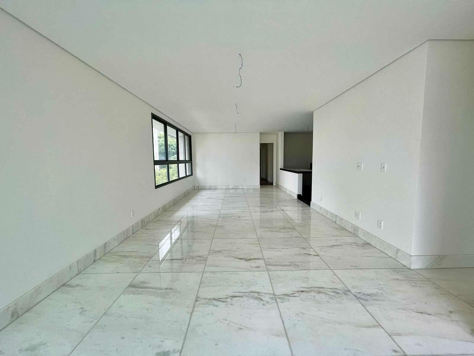 Apartamento à venda com 4 quartos, 145m² - Foto 9