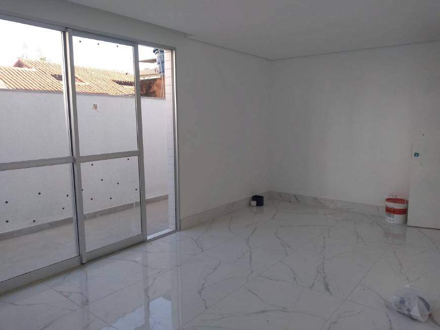 Apartamento à venda com 3 quartos, 60m² - Foto 3