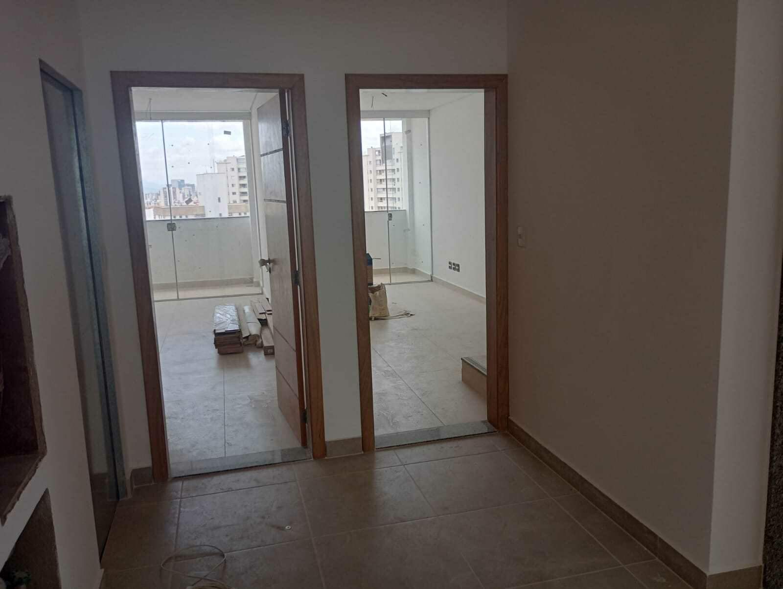 Apartamento à venda com 3 quartos, 80m² - Foto 11