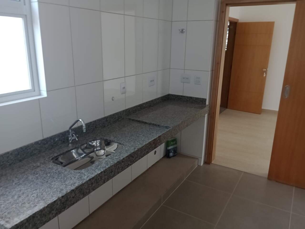 Apartamento à venda com 3 quartos, 80m² - Foto 9