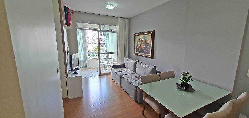 Apartamento à venda com 2 quartos, 80m² - Foto 3