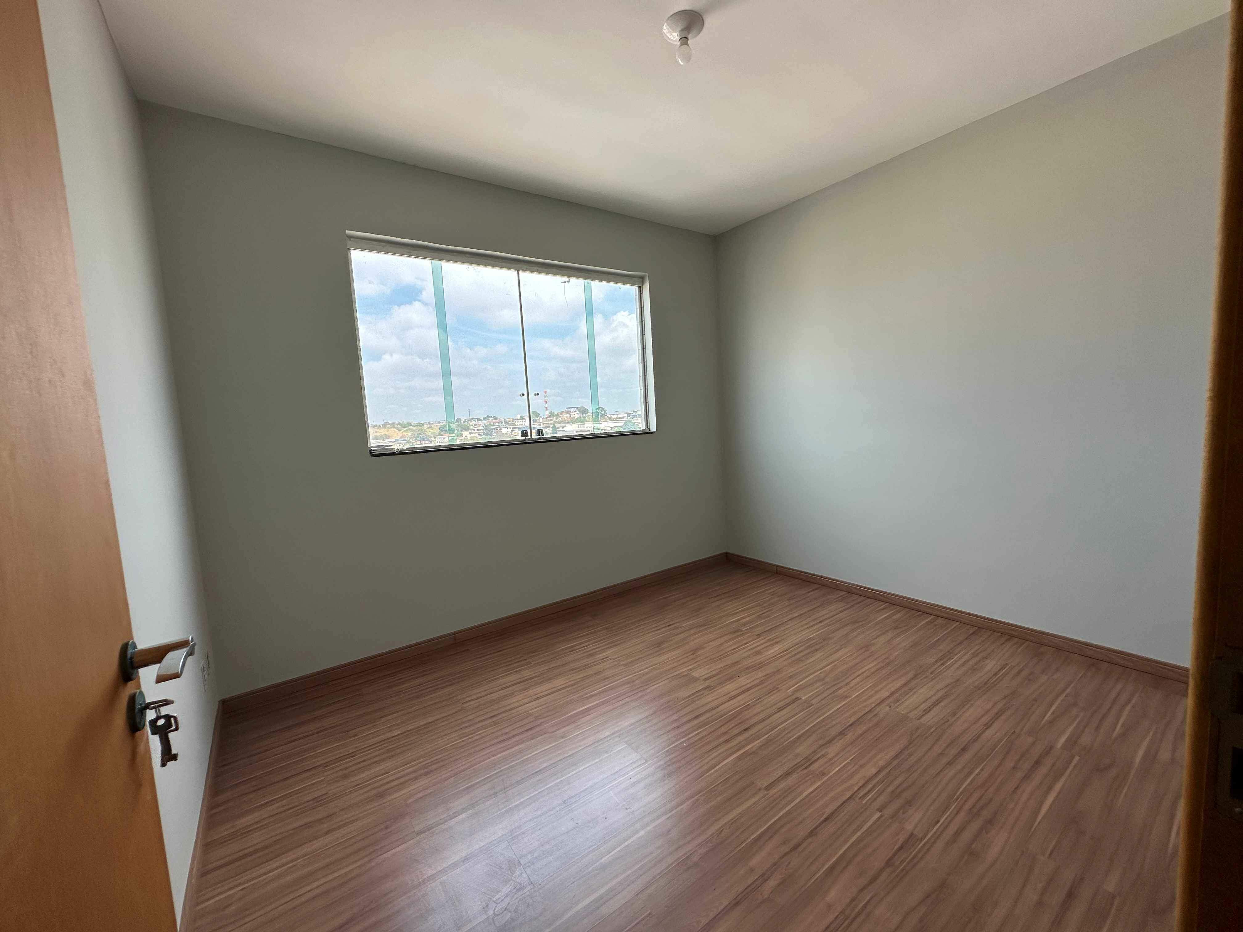 Apartamento à venda com 3 quartos, 91m² - Foto 4