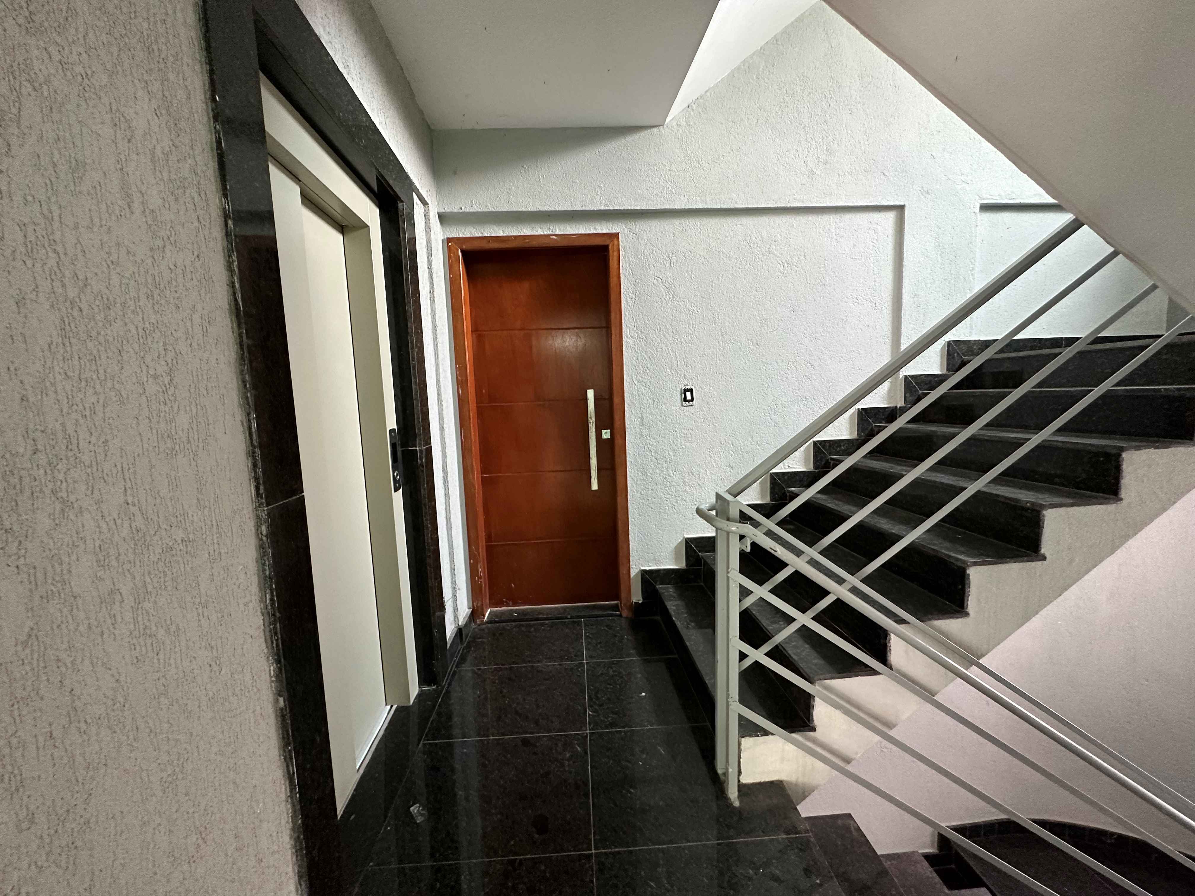 Apartamento à venda com 3 quartos, 91m² - Foto 18