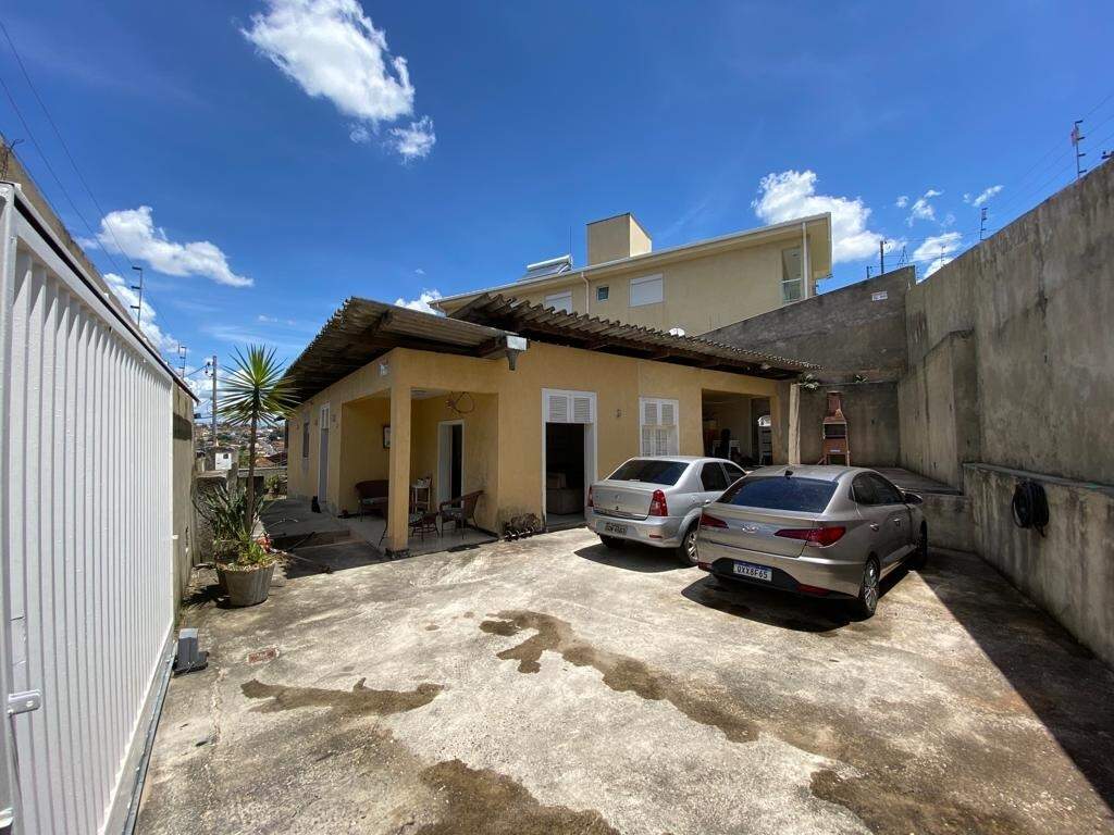 Casa à venda com 3 quartos, 203m² - Foto 24