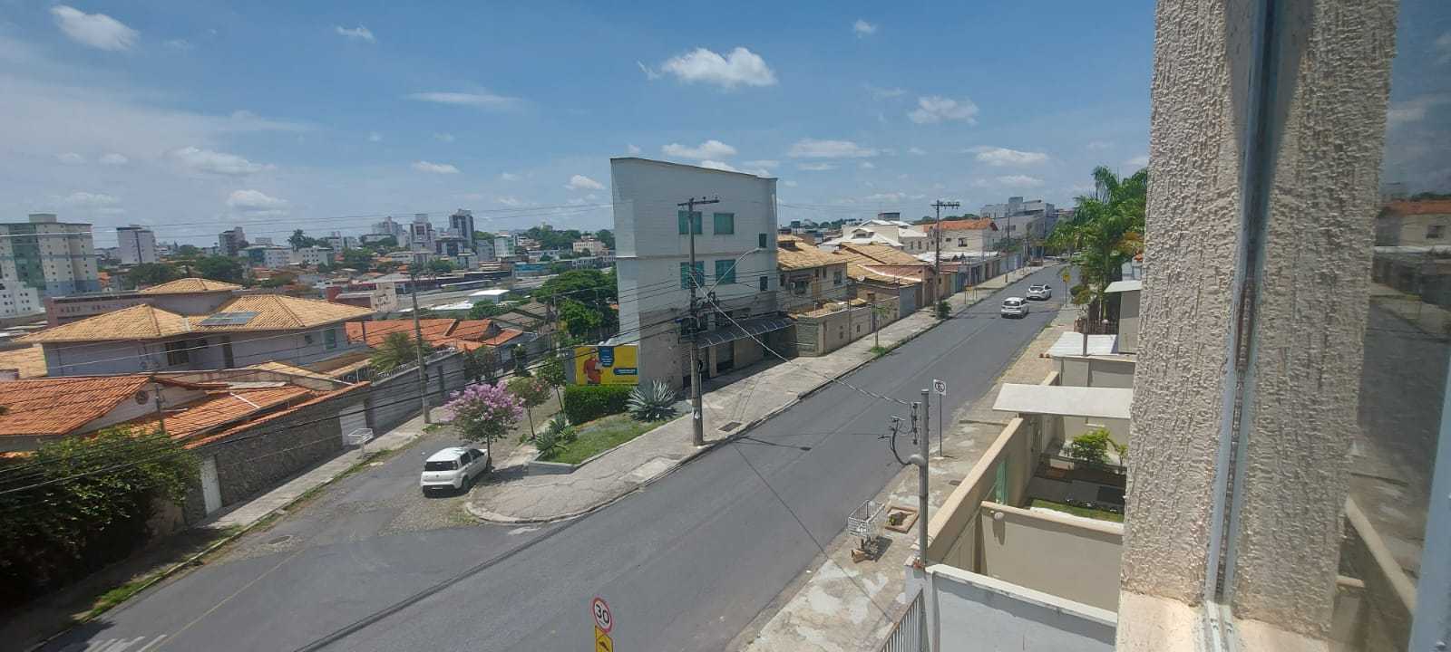 Apartamento à venda com 3 quartos, 61m² - Foto 1