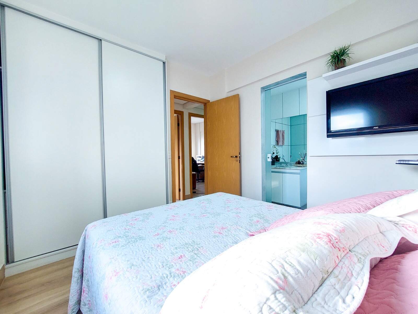 Apartamento à venda com 3 quartos, 87m² - Foto 10