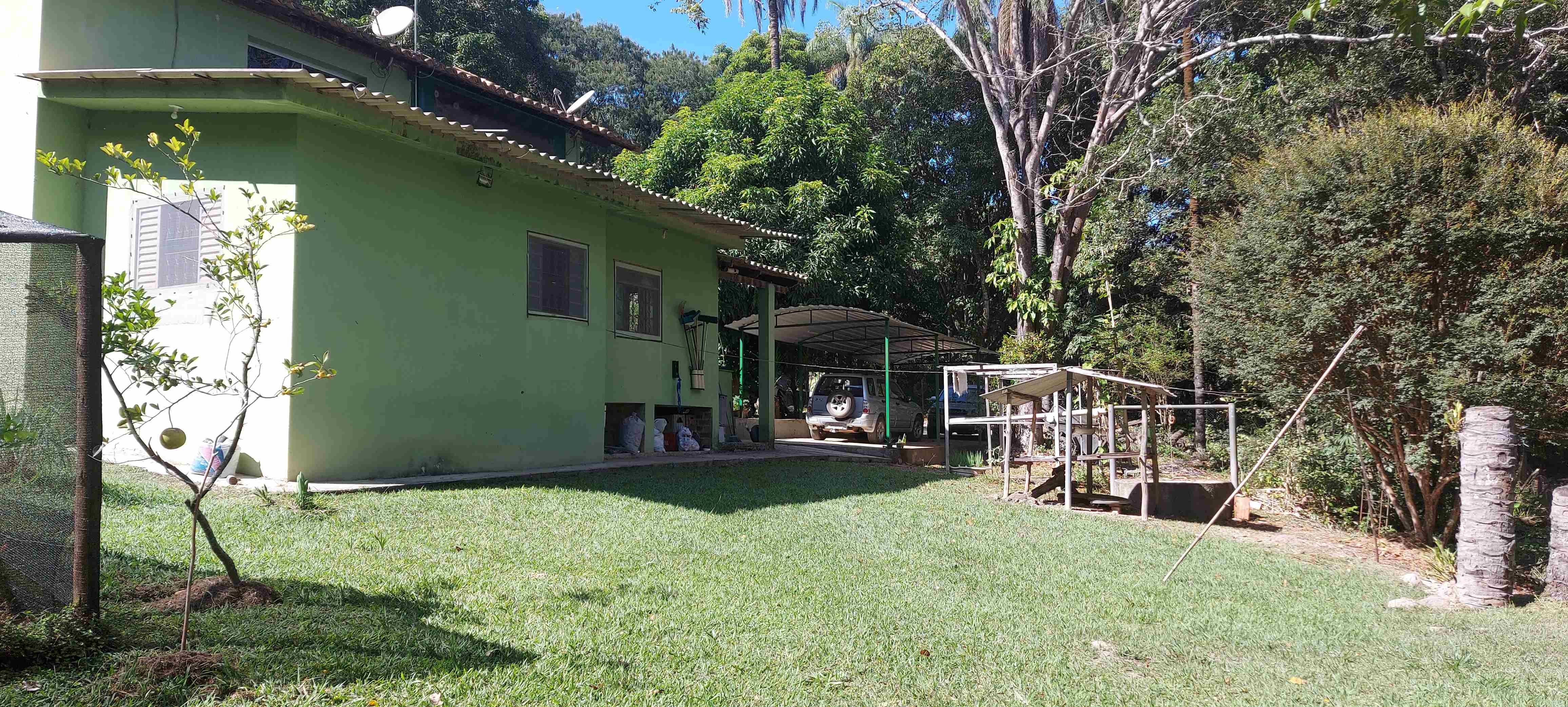 Chácara à venda com 3 quartos, 150m² - Foto 2