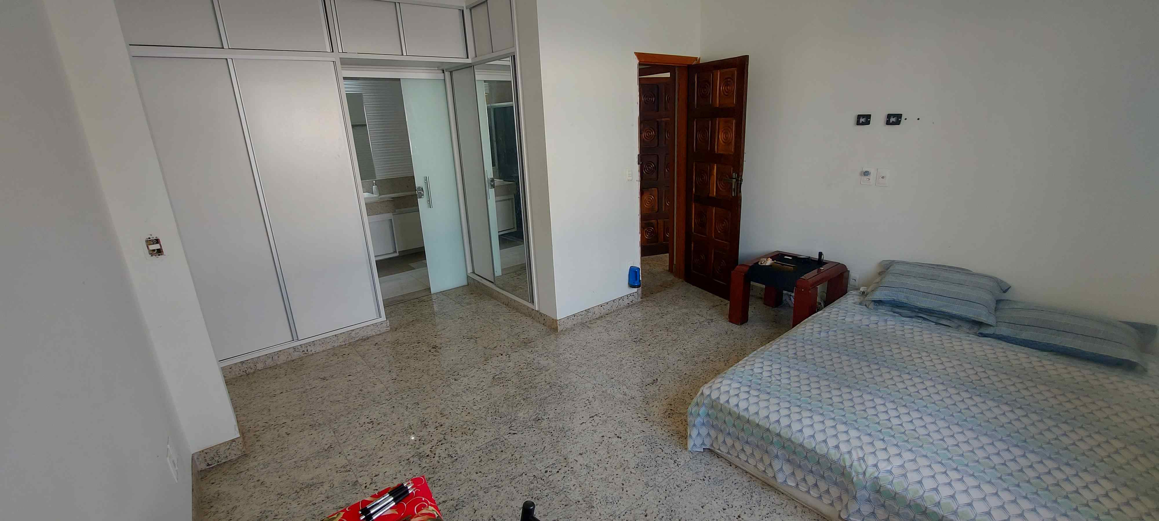 Casa à venda com 6 quartos, 250m² - Foto 23